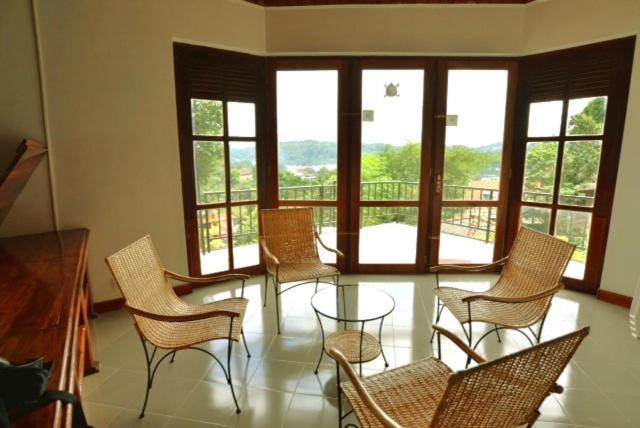 Pearl House Hotell Kandy Eksteriør bilde
